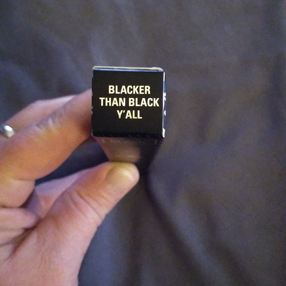 Uoma Beauty liquid eyeliner - Picture 4 of 5